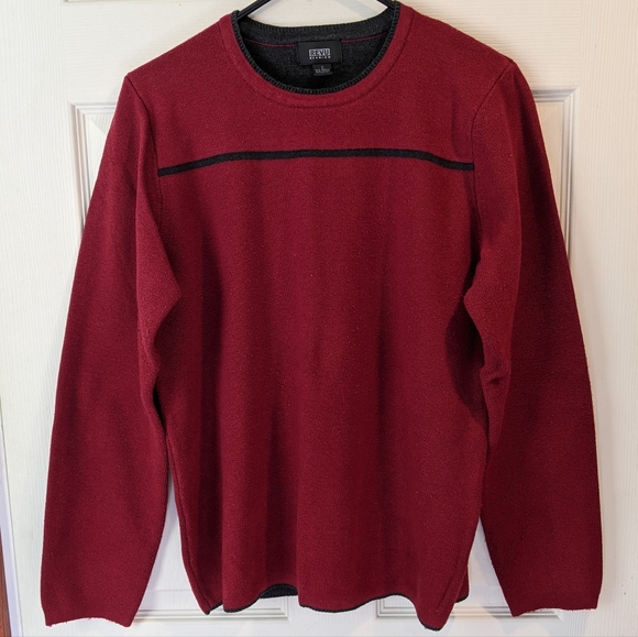 ♦️B2G1FREE♦️maroon sweater w/1 thin black strip - Picture 1 of 3